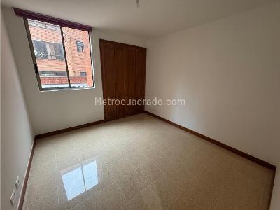 Apartamento de 3 alcobas en venta en Laureles, Medellín, 110 m² · foto 10 de 20