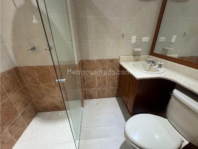 Apartamento de 3 alcobas en venta en Laureles, Medellín, 110 m² · foto 14 de 20