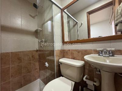 Apartamento de 3 alcobas en venta en Laureles, Medellín, 110 m² · foto 19 de 20