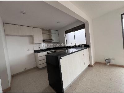 Apartamento de 3 alcobas en venta en Belen, Medellín, 87 m² · foto 2 de 20