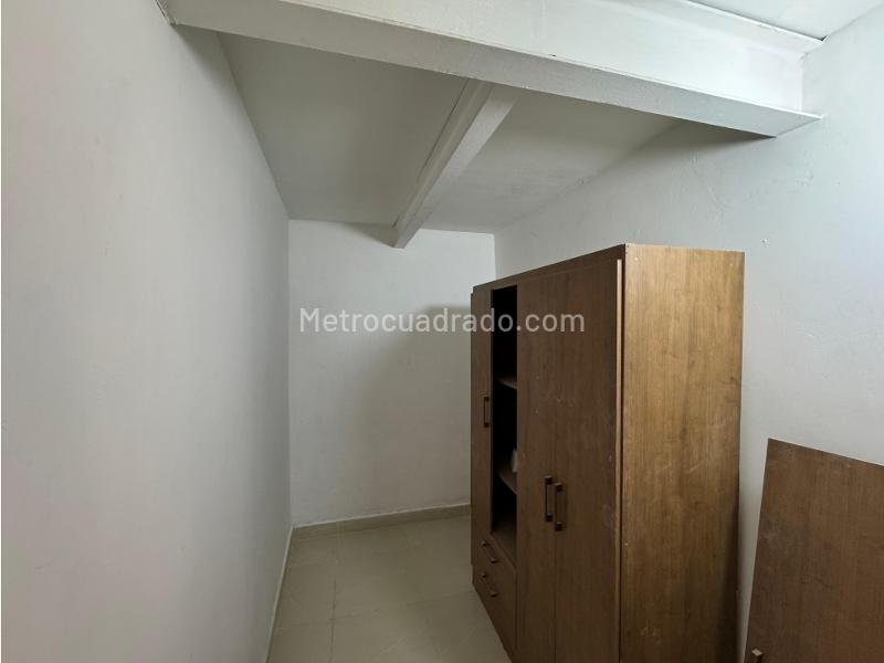 Casa Comercial de 3 Alcobas en Arriendo en San Joaquín - 6