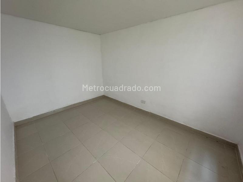 Casa Comercial de 3 Alcobas en Arriendo en San Joaquín - 8