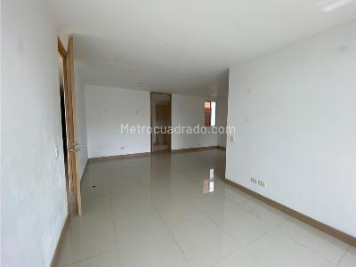 Apartamento de 3 alcobas en venta en Envigado, Envigado, 85 m² · foto 4 de 19