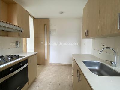 Apartamento de 3 alcobas en venta en Envigado, Envigado, 85 m² · foto 7 de 19
