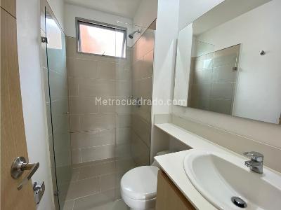 Apartamento de 3 alcobas en venta en Envigado, Envigado, 85 m² · foto 10 de 19