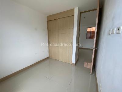 Apartamento de 3 alcobas en venta en Envigado, Envigado, 85 m² · foto 11 de 19