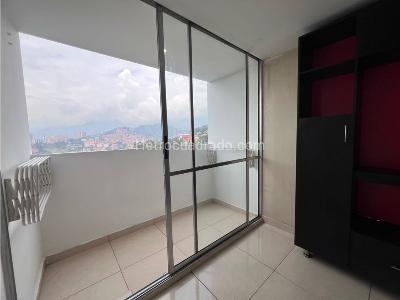Apartamento en venta en Robledo, Medellín · foto 4 de 14