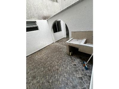 Apartamento de 5 alcobas en venta en Laureles, Medellín, 297 m² · foto 18 de 19