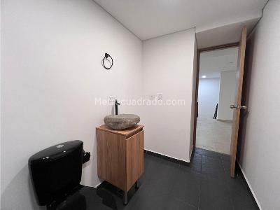 Apartaestudio en venta en Laureles, Medellín, 53 m² · foto 8 de 9