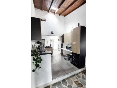 Apartamento de 4 alcobas en venta en Laureles, Medellín, 165 m² · foto 5 de 20