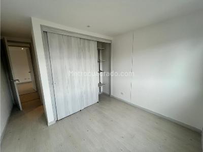 Apartamento de 3 alcobas en arriendo en El Poblado, Medellín, 121 m² · foto 6 de 18