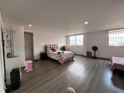 Apartamento de 3 alcobas en arriendo en Laureles, Medellín, 120 m² · foto 13 de 16
