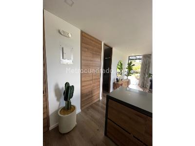 Apartaestudio en arriendo en Alto De Las Palmas, Medellín, 51 m² · foto 8 de 14