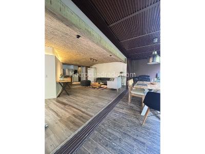 Apartaestudio en venta en El Poblado, Medellín, 100 m² · foto 3 de 13