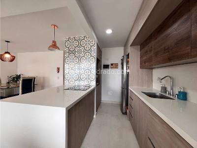 Apartamento en venta en Calasanz, Medellín · foto 5 de 20