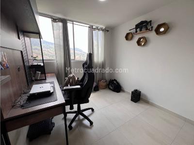 Apartamento en venta en Calasanz, Medellín · foto 14 de 20