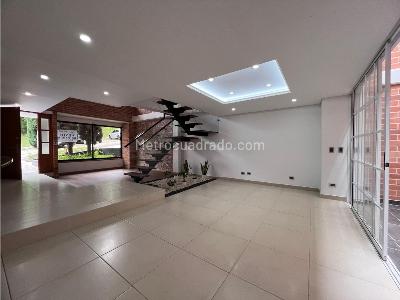 Casa de 4 alcobas en venta en Sabaneta, Sabaneta, 260 m² · foto 5 de 20