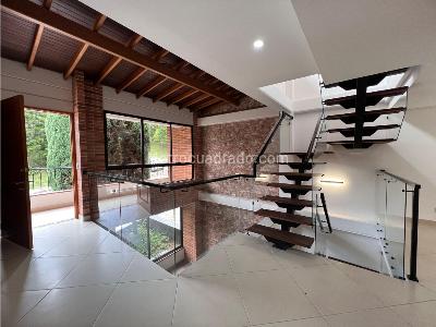 Casa de 4 alcobas en venta en Sabaneta, Sabaneta, 260 m² · foto 14 de 20