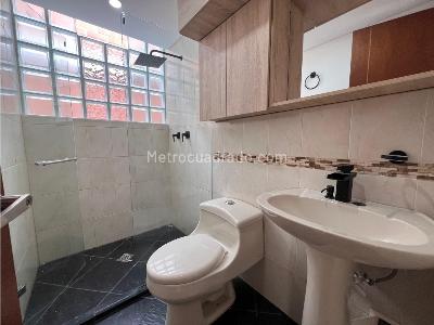 Casa de 4 alcobas en venta en Sabaneta, Sabaneta, 260 m² · foto 18 de 20