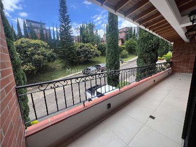 Casa de 4 alcobas en venta en Sabaneta, Sabaneta, 260 m² · foto 20 de 20