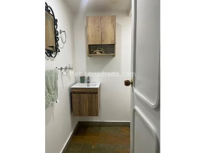 Apartamento de 4 alcobas en venta en Laureles, Medellín, 210 m² · foto 18 de 20