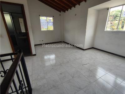 Casa de 5 alcobas en venta en Belen, Medellín, 137 m² · foto 4 de 18