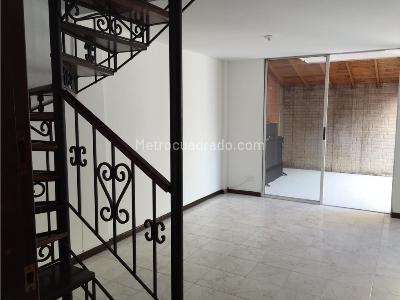 Casa de 5 alcobas en venta en Belen, Medellín, 137 m² · foto 9 de 18