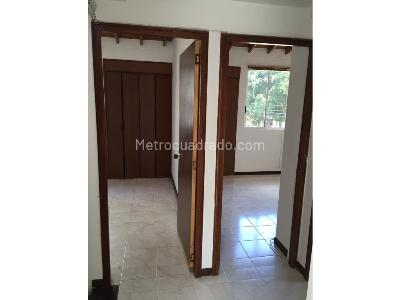 Casa de 5 alcobas en venta en Belen, Medellín, 137 m² · foto 10 de 18