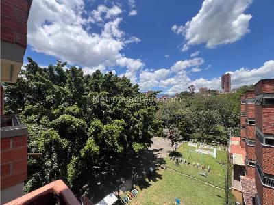 Apartamento en venta en Santa Lucia, Medellín · foto 3 de 12