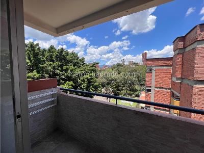 Apartamento en venta en Santa Lucia, Medellín · foto 4 de 12