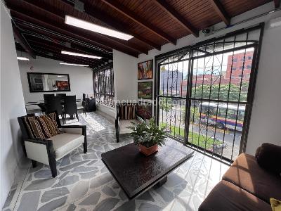 Casa de 3 alcobas en venta en Belen, Medellín, 352 m² · foto 14 de 20