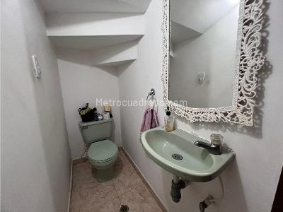 Casa de 3 alcobas en venta en Robledo, Medellín, 80 m² · foto 12 de 12