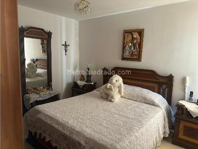 Apartamento en venta en Laureles, Medellín · foto 3 de 14