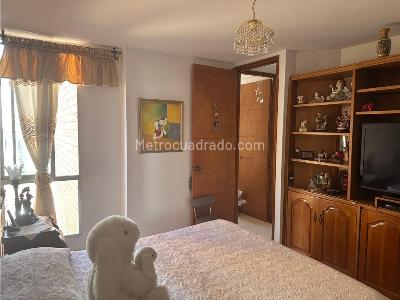 Apartamento en venta en Laureles, Medellín · foto 12 de 14