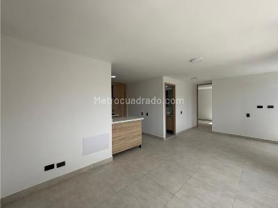 Apartamento de 2 alcobas en arriendo en Bello, Bello, 58 m² · foto 4 de 12