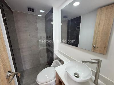 Apartamento de 2 alcobas en arriendo en Bello, Bello, 58 m² · foto 12 de 12