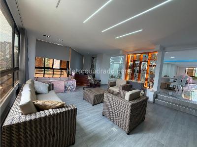 Apartamento en venta en Poblado, Medellín · foto 4 de 20