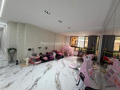 Apartamento en venta en Poblado, Medellín · foto 6 de 20