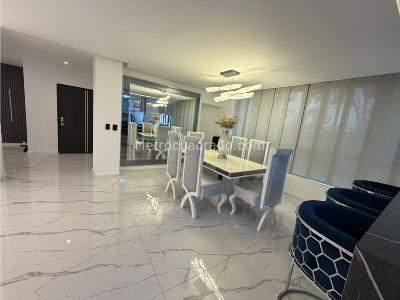 Apartamento de 3 alcobas en venta en El Poblado, Medellín, 230 m² · foto 6 de 20