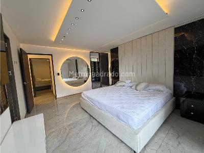 Apartamento de 3 alcobas en venta en El Poblado, Medellín, 230 m² · foto 15 de 20