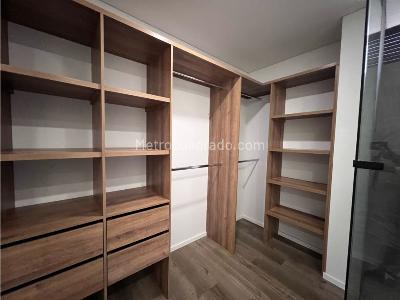 Apartamento en venta en Envigado, Envigado · foto 7 de 17