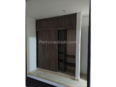 Apartamento en venta en Castilla, Medellín · foto 7 de 12