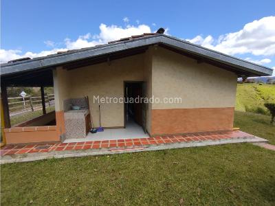 Casa de 3 alcobas en venta en Rionegro, Rionegro, 552 m² · foto 4 de 20