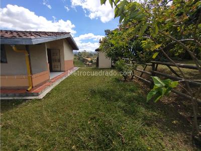 Casa de 3 alcobas en venta en Rionegro, Rionegro, 552 m² · foto 7 de 20