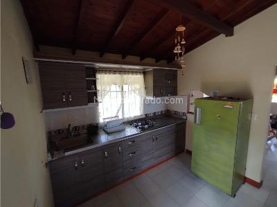 Casa de 3 alcobas en venta en Rionegro, Rionegro, 552 m² · foto 10 de 20