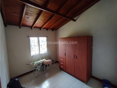 Casa de 3 alcobas en venta en Rionegro, Rionegro, 552 m² · foto 16 de 20