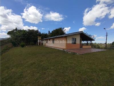 Casa de 3 alcobas en venta en Rionegro, Rionegro, 552 m² · foto 19 de 20