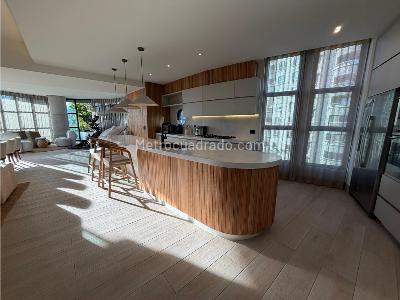 Apartamento de 3 alcobas en venta en El Poblado, Medellín, 345 m² · foto 7 de 20