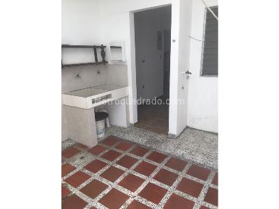 Casa de 4 alcobas en venta en Robledo, Medellín, 178 m² · foto 13 de 14