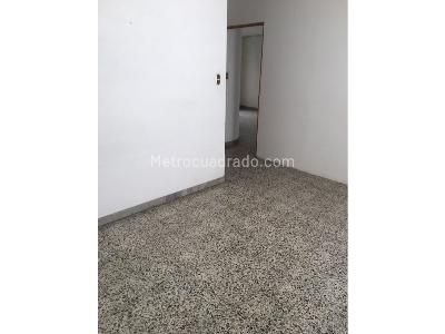 Casa de 4 alcobas en venta en Robledo, Medellín, 178 m² · foto 2 de 14